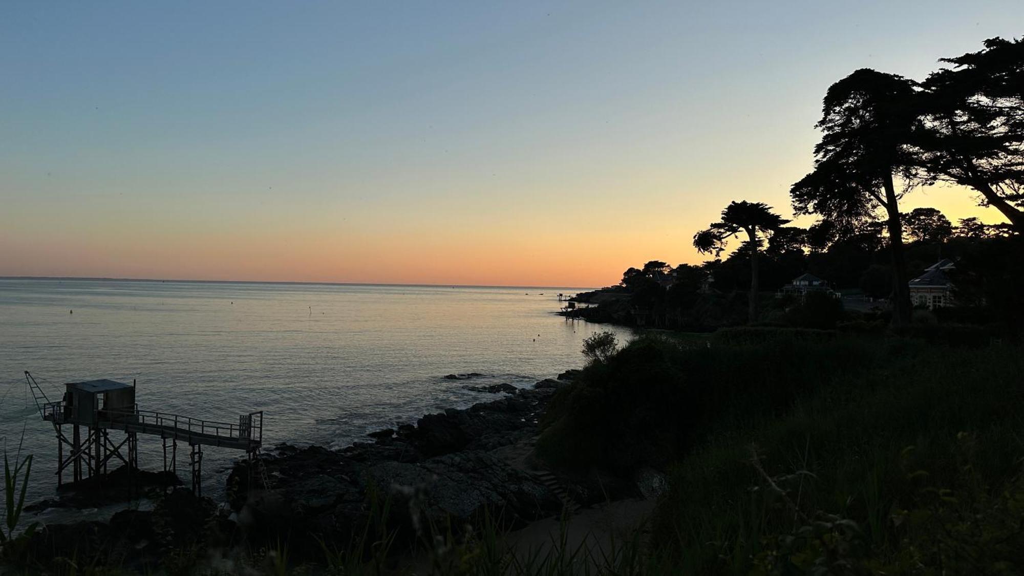 Appartement En Rdc Avec Terrasse Face A La Mer ปอร์นิก ภายนอก รูปภาพ